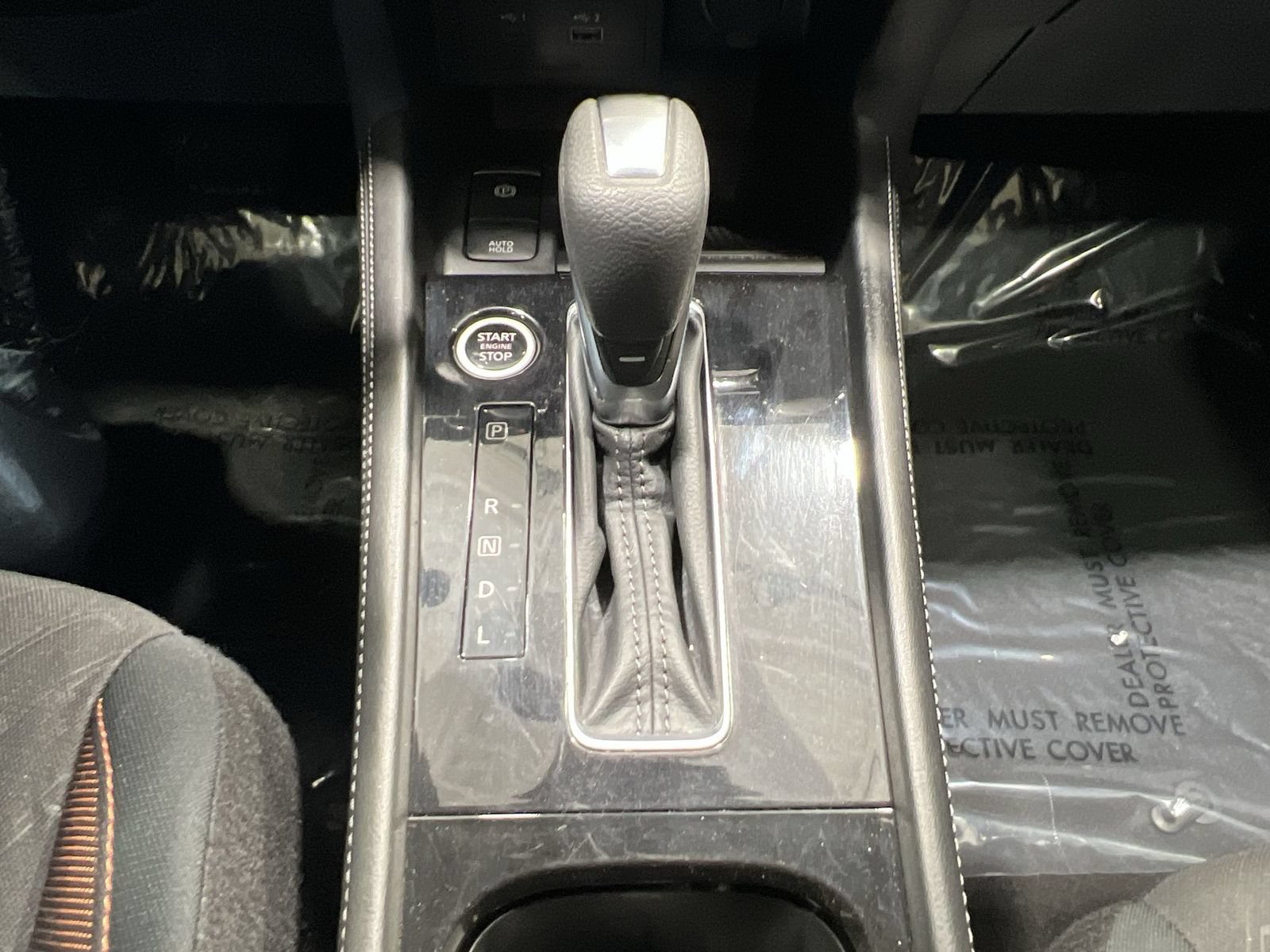 Used 2024 Nissan Kicks SR FWD image 19