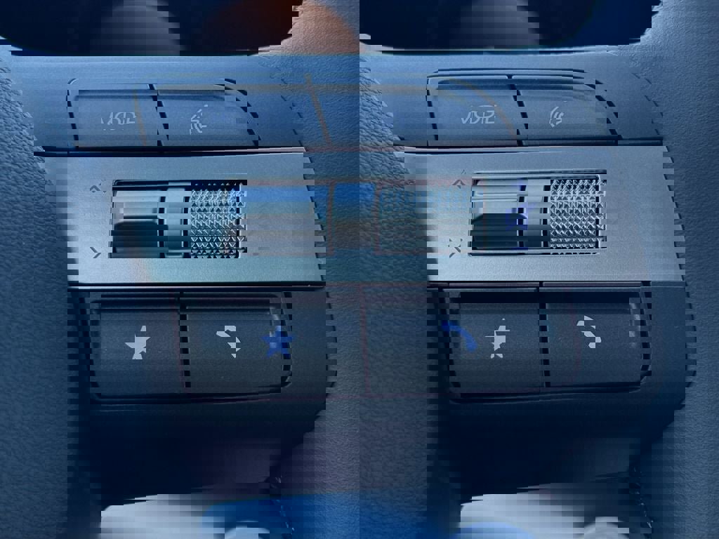 New 2026 Hyundai Kona Limited image 18