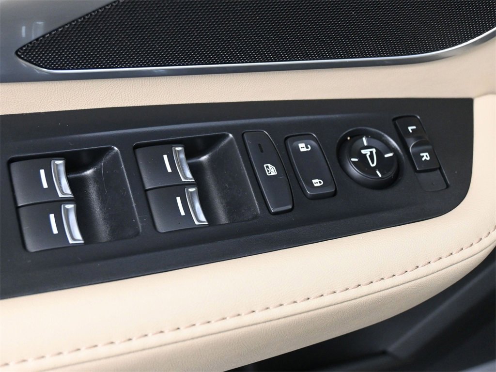 Used 2024 Acura RDX SH-AWD image 4