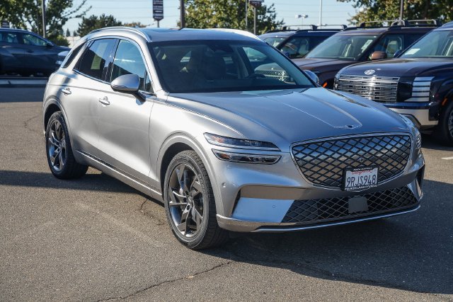 Used 2023 Genesis Electrified GV70 AWD/4WD image 6