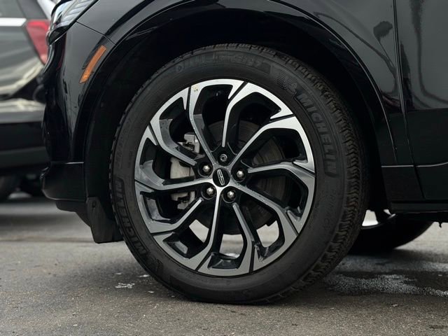 Used 2025 Lincoln Nautilus Reserve image 54