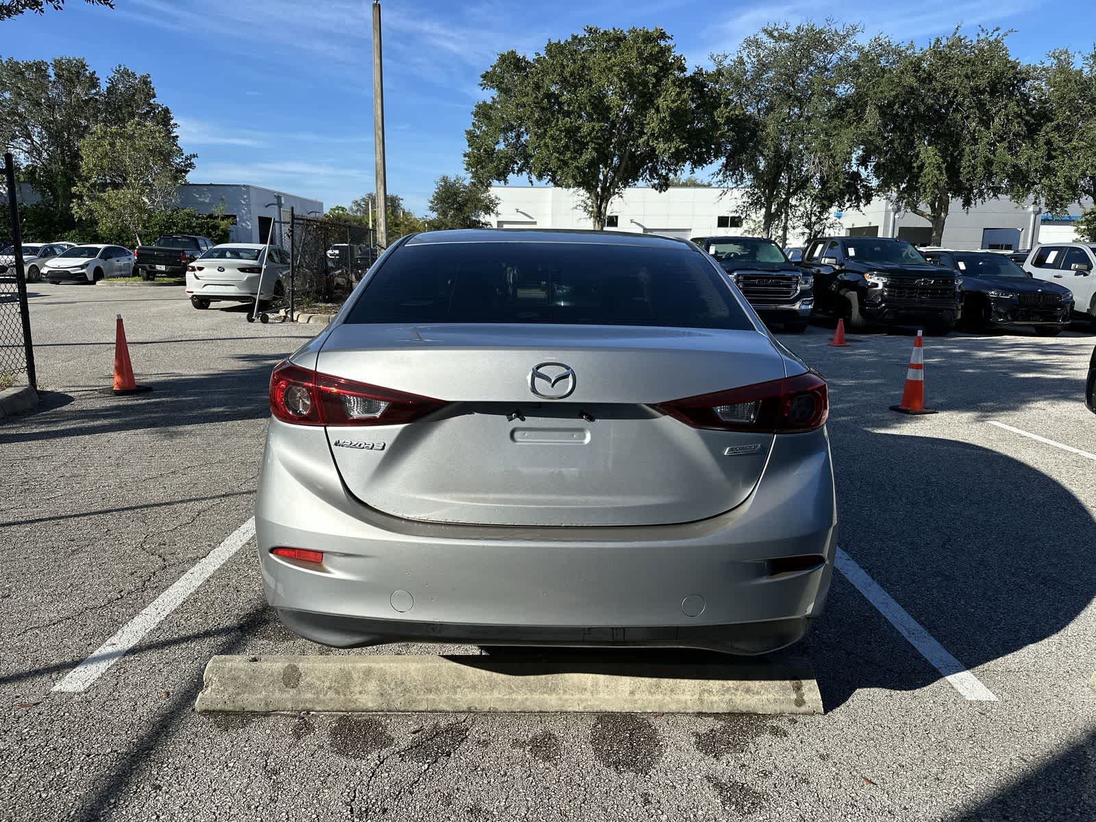 Used 2017 MAZDA MAZDA3 Sport FWD image 7