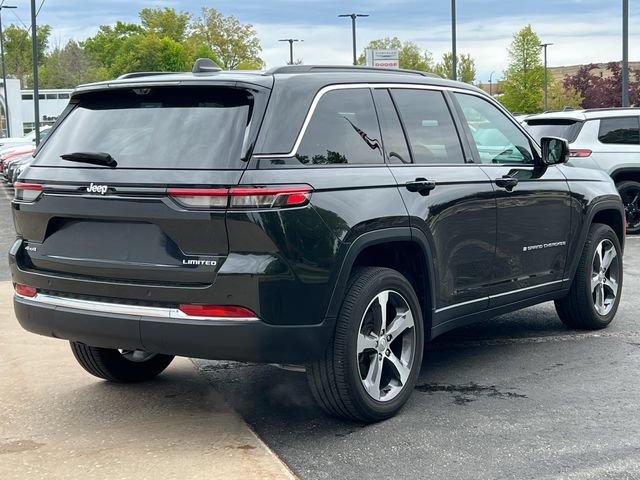 Used 2024 Jeep Grand Cherokee Limited w/ Luxury Tech Group II AWD/4WD image 51