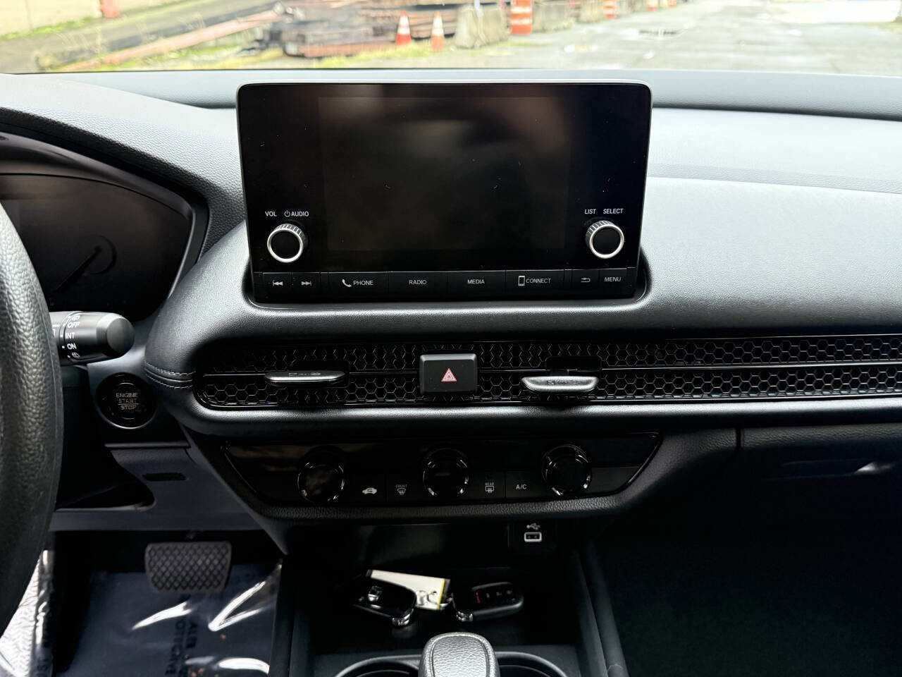 Used 2023 Honda HR-V LX image 22