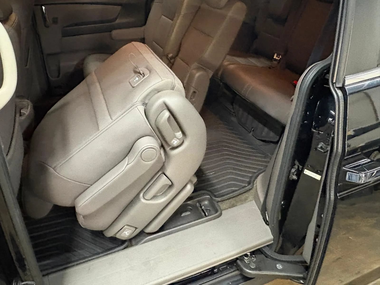 Used 2017 Honda Odyssey EX-L image 30
