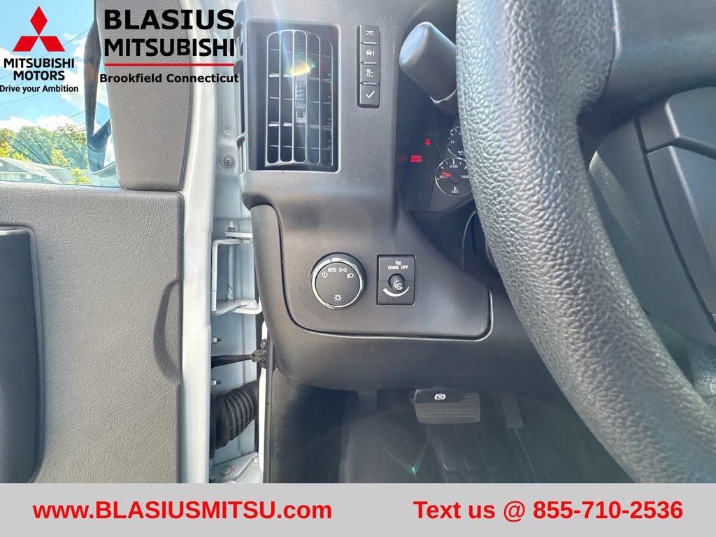 Used 2025 GMC Savana 2500 w/ Driver Convenience Package RWD image 22
