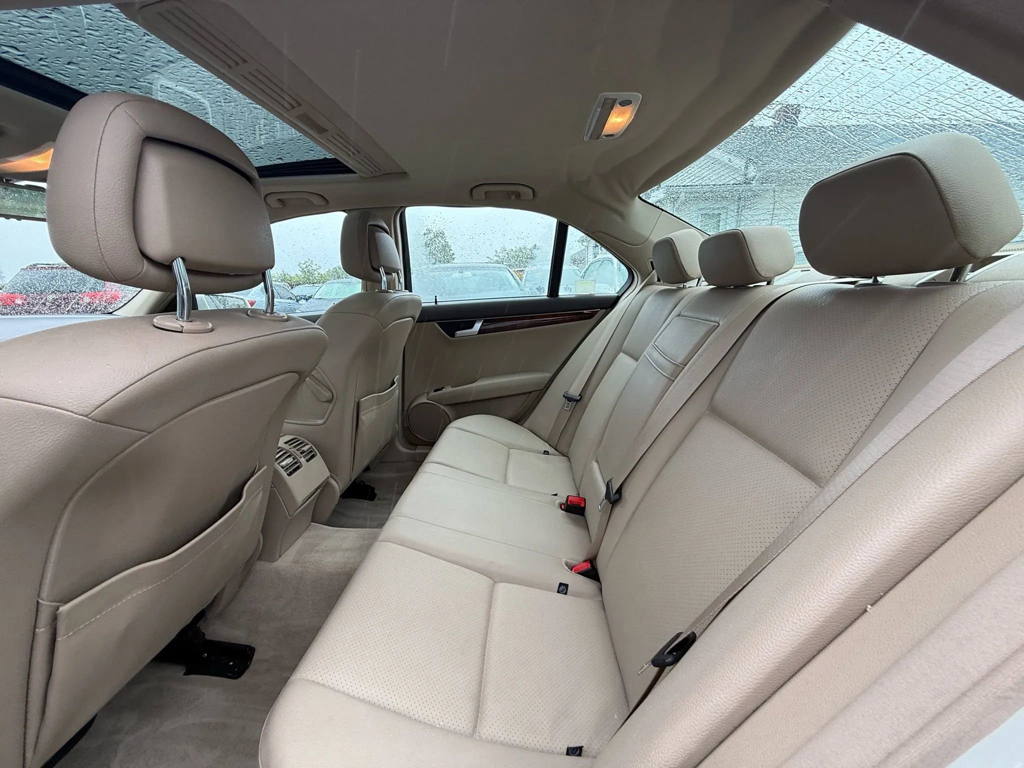 Used 2012 Mercedes-Benz C 250 Sedan image 20