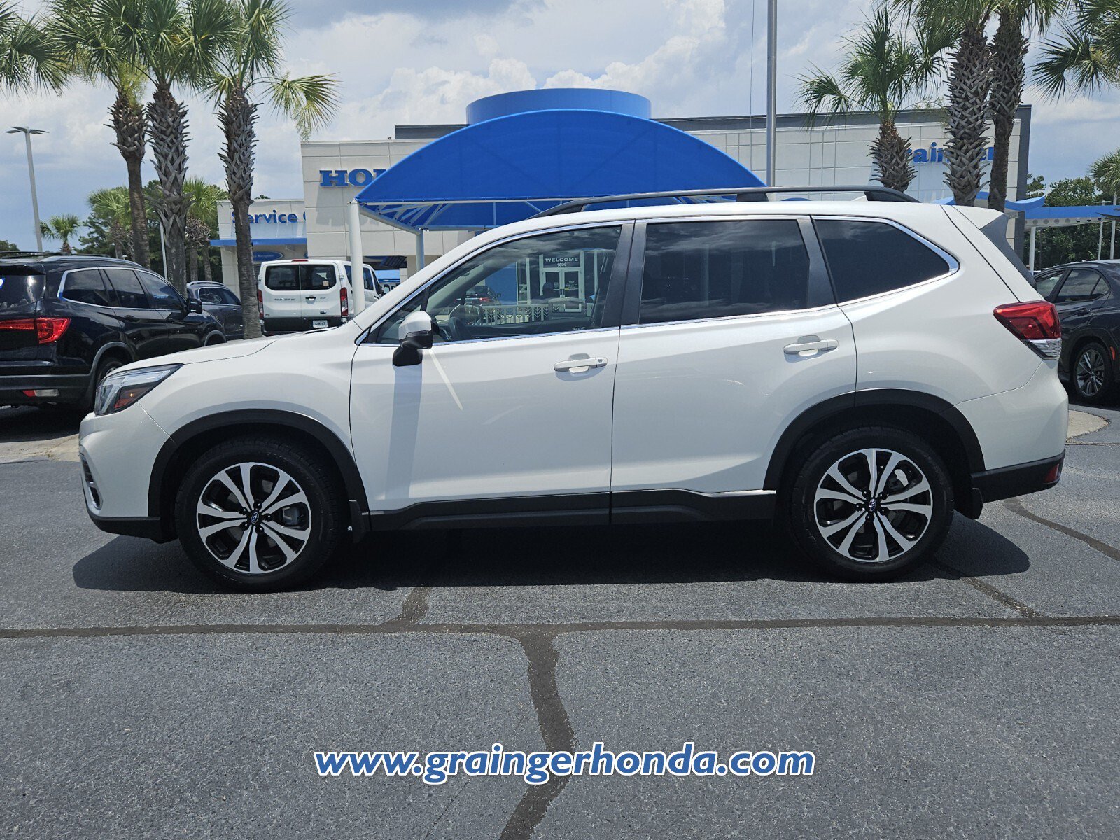 Used 2021 Subaru Forester Limited w/ Popular Package #3 AWD/4WD image 2