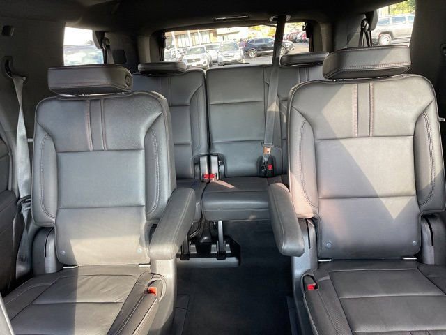 Used 2021 Chevrolet Tahoe RST w/ Luxury Package image 13