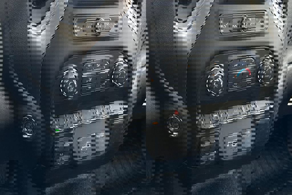 New 2026 Chevrolet Silverado 1500 W/T image 19