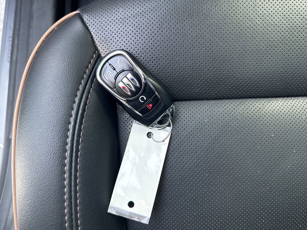 Used 2024 Buick Envista Avenir image 33