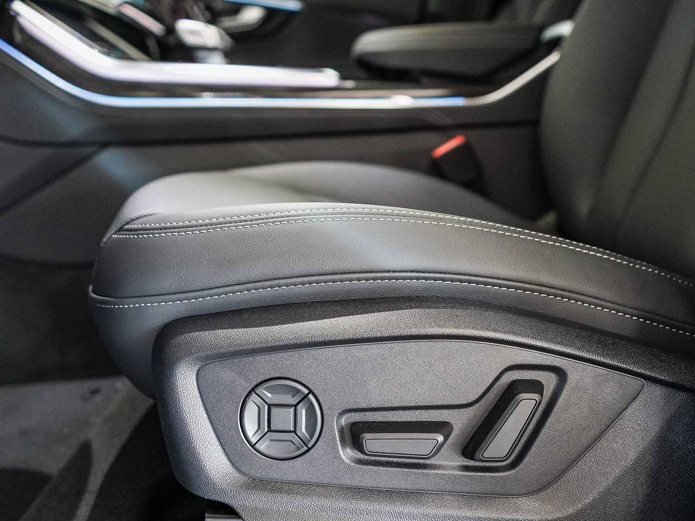 New 2026 Audi Q7 3.0T Premium Plus AWD/4WD image 21