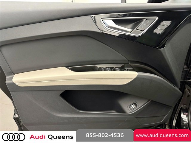 Used 2025 Audi Q4 e-tron Premium Plus w/ Premium Plus image 16