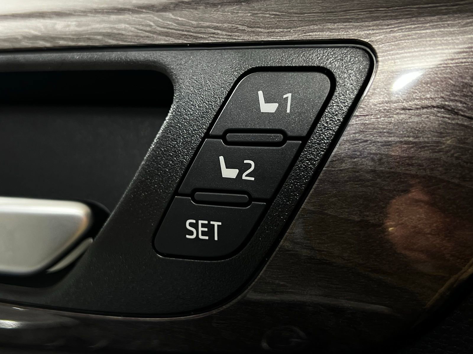 Certified 2026 Toyota Highlander Limited image 15