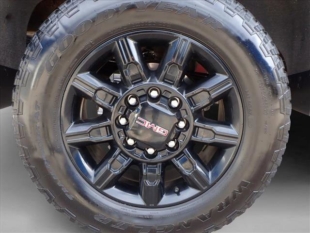 Used 2024 GMC Sierra 2500 AT4 w/ AT4 Premium Plus Package image 7