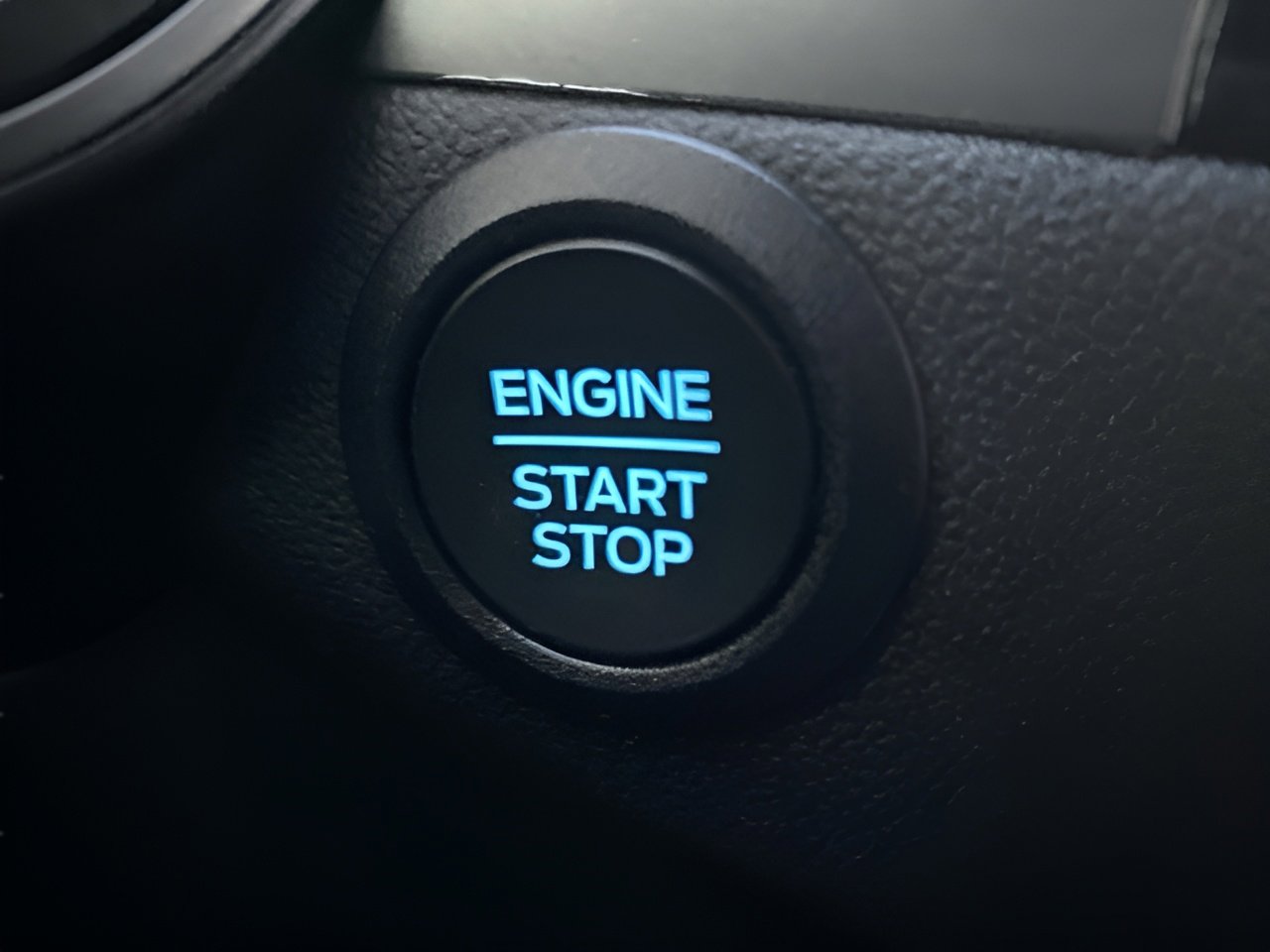 Used 2023 Ford Escape Active image 44