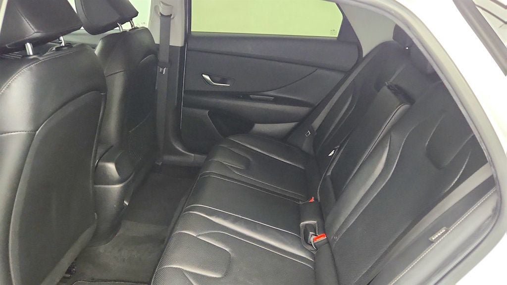 Used 2024 Hyundai Elantra Limited FWD image 22