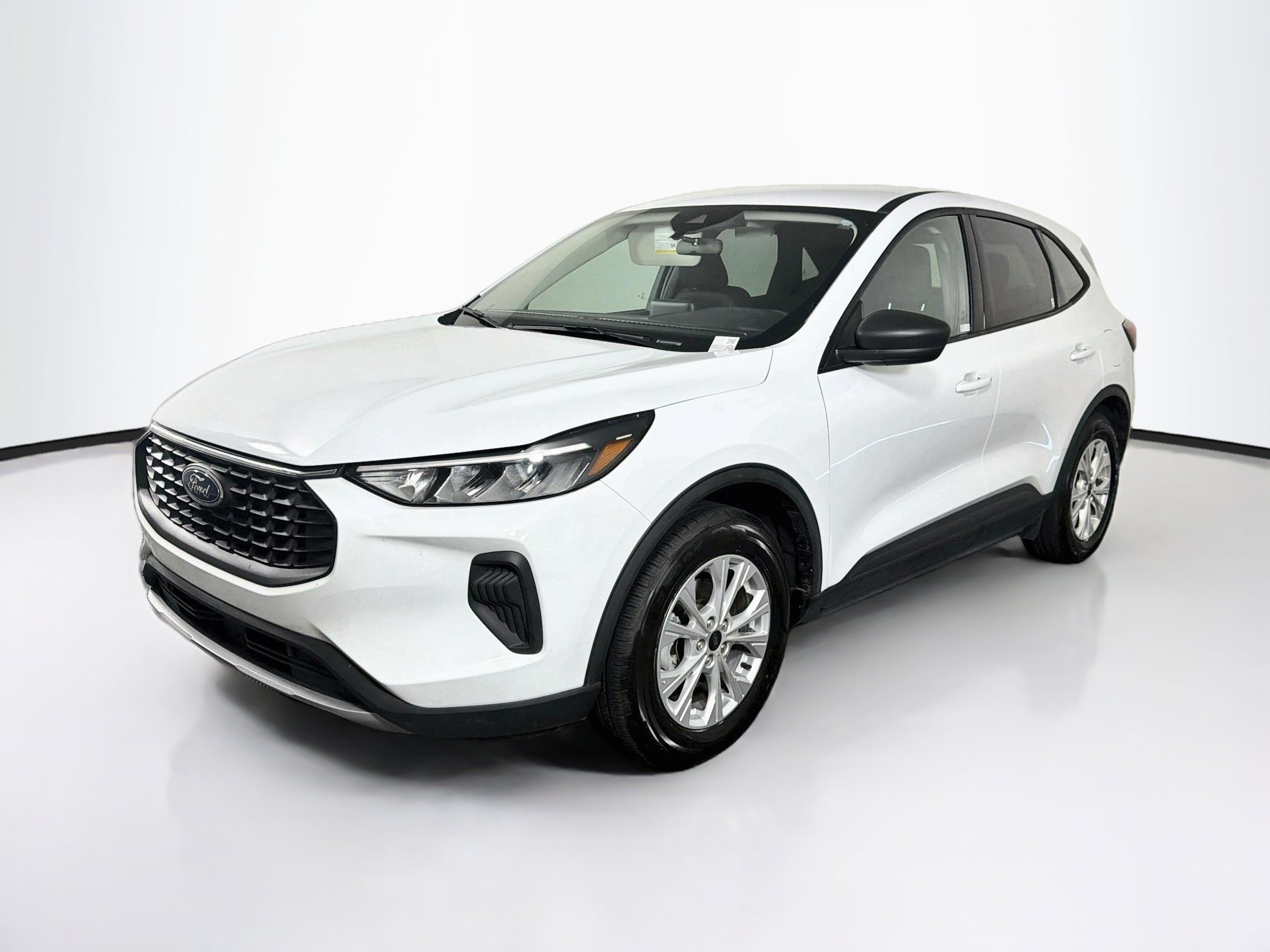 Used 2025 Ford Escape Active FWD image 3
