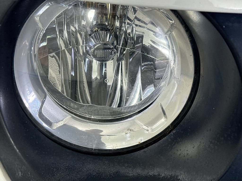 Used 2017 Jeep Renegade Latitude FWD image 35