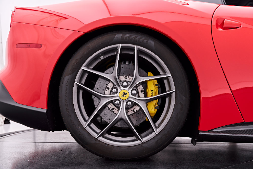 Used 2016 Ferrari F12 Berlinetta RWD image 39