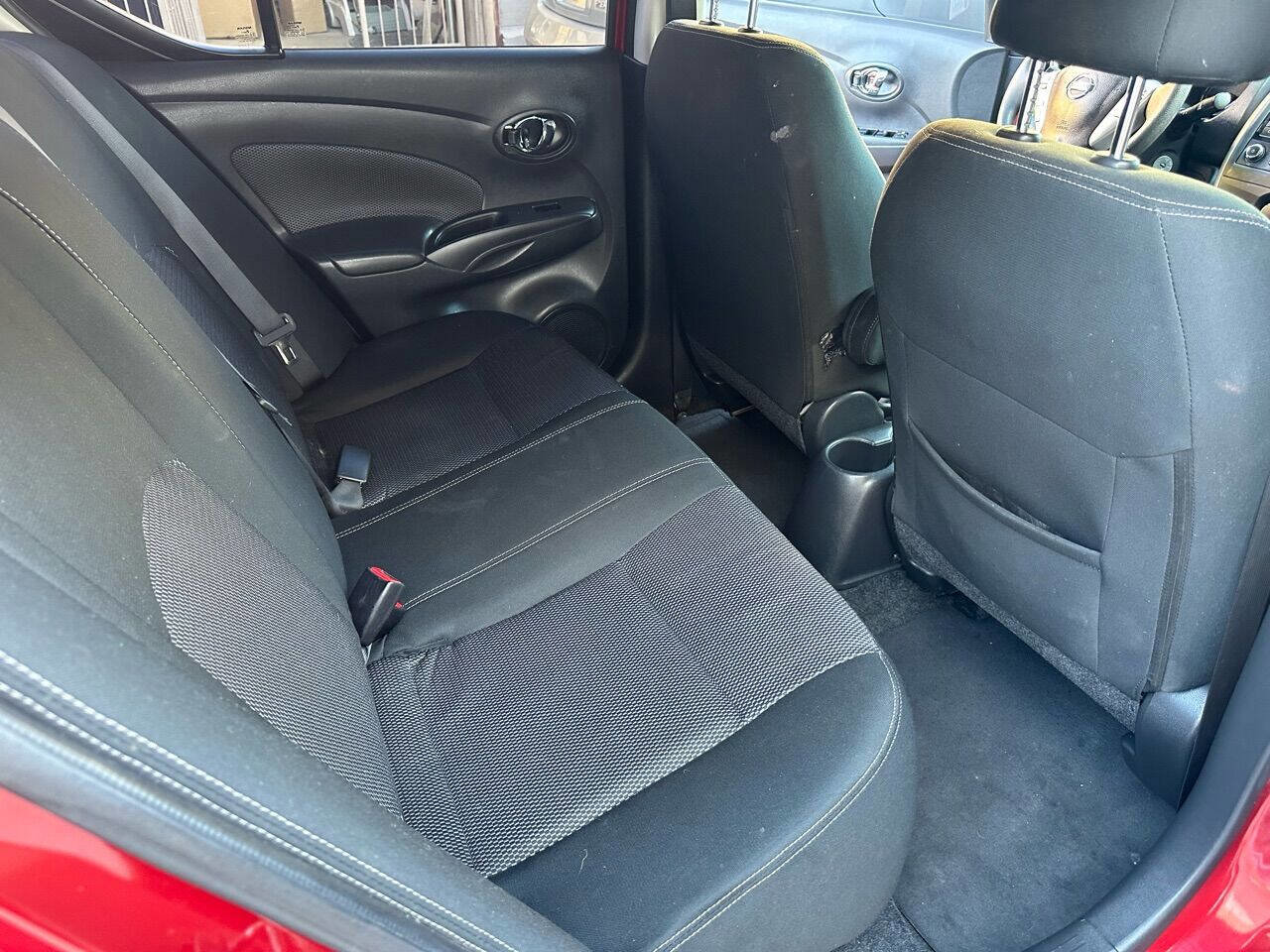 Used 2018 Nissan Versa SV image 12