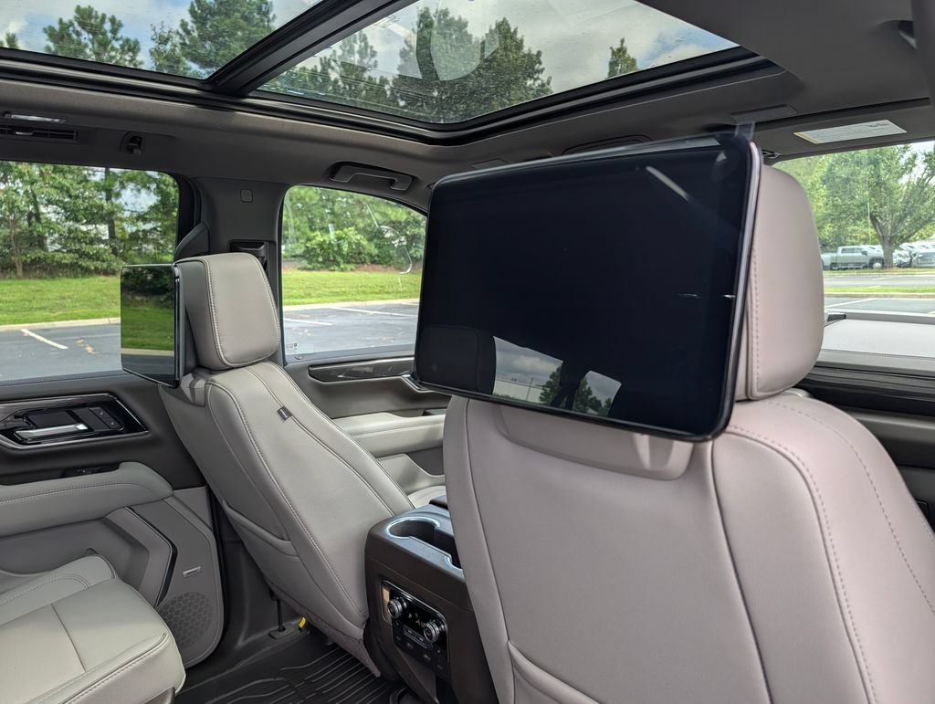 New 2026 GMC Yukon XL Elevation w/ Elevation Premium Package AWD/4WD image 14