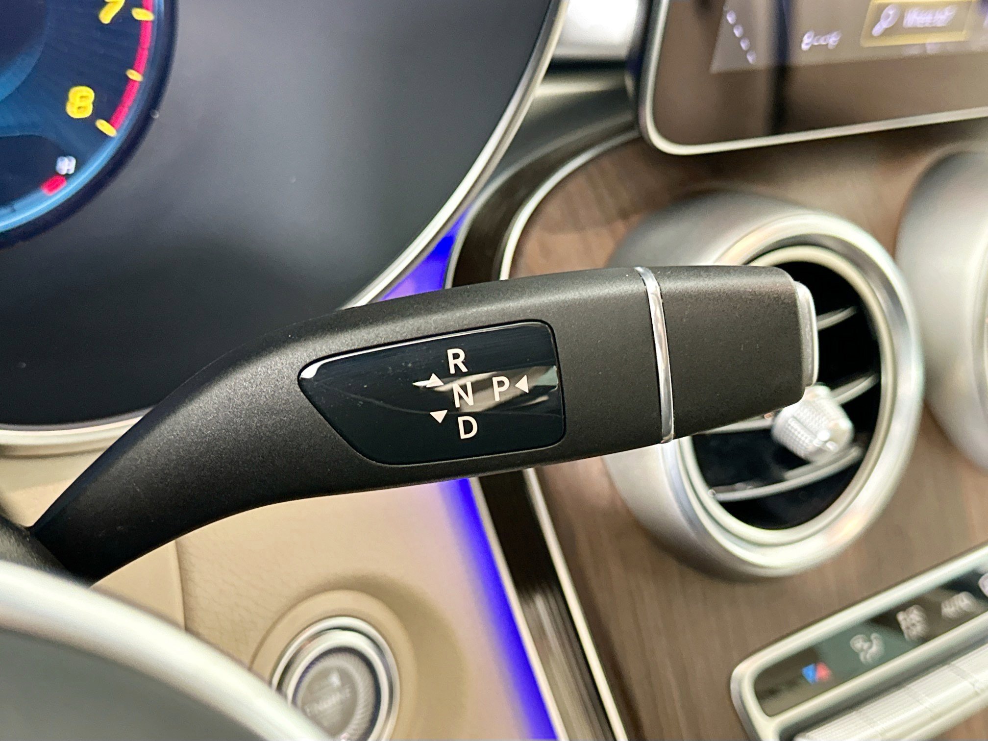 Certified 2021 Mercedes-Benz GLC 300 4MATIC image 21