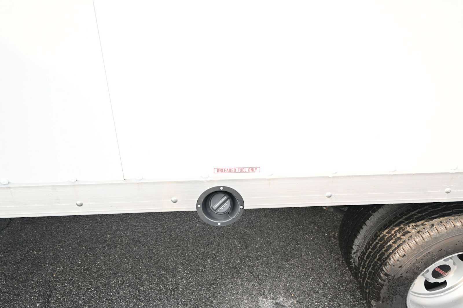 Used 2024 GMC Savana 4500 w/ Power Convenience Package RWD image 24