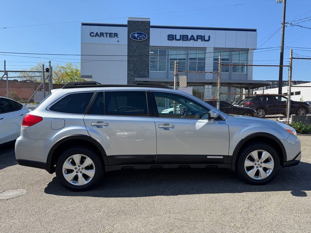 Used 2012 Subaru Outback 2.5i Limited w/ Moonroof Pkg AWD/4WD image 8