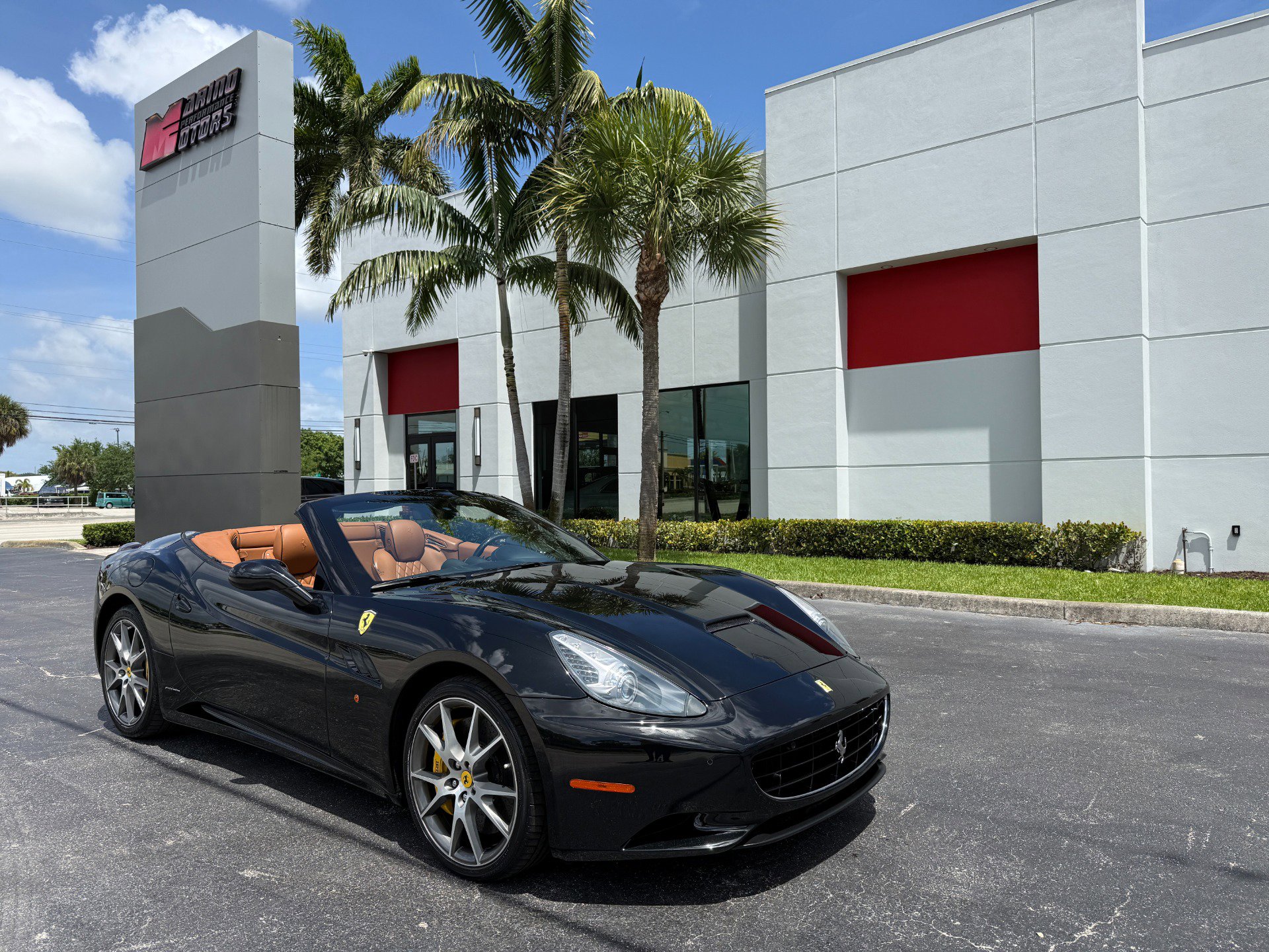 Used 2012 Ferrari California image 1