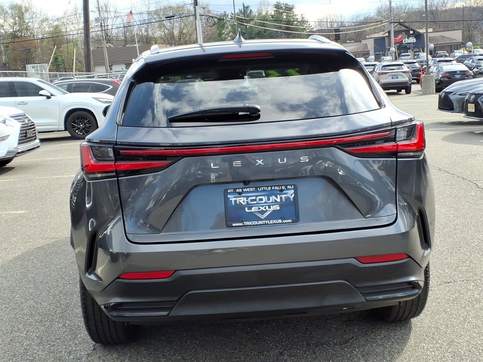 Used 2022 Lexus NX 350 AWD image 5