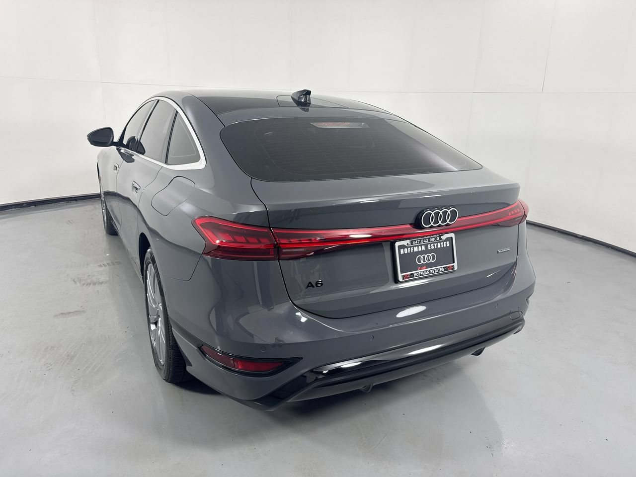 Used 2025 Audi A6 e-tron Premium w/ Ultra Package AWD/4WD image 31