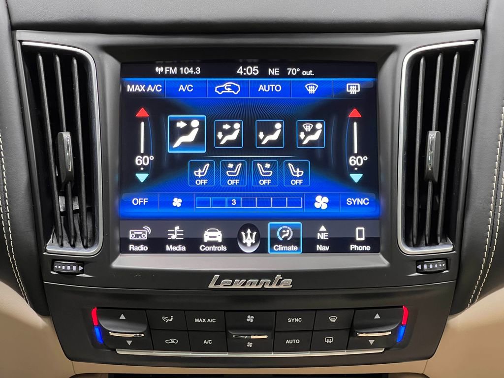 Used 2018 Maserati Levante S GranSport image 27