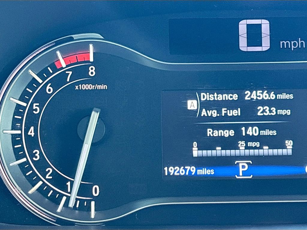 Used 2017 Honda Pilot Elite image 12