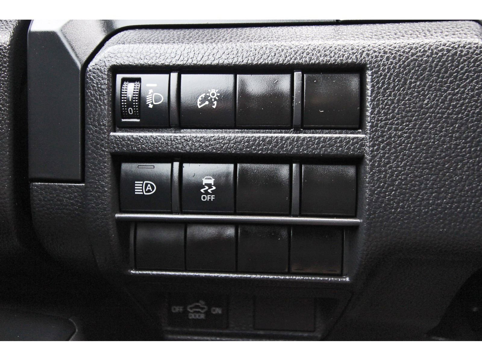 Used 2024 Toyota Tacoma SR RWD image 22