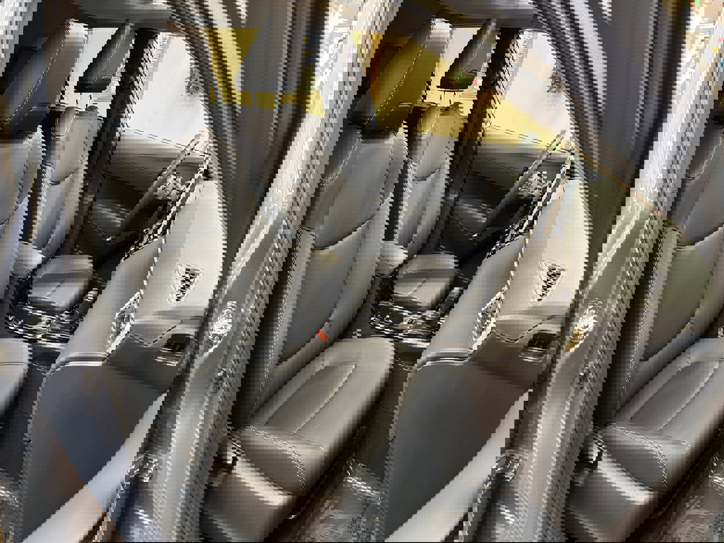 Used 2024 Toyota Corolla Cross XLE w/ Convenience Package image 18