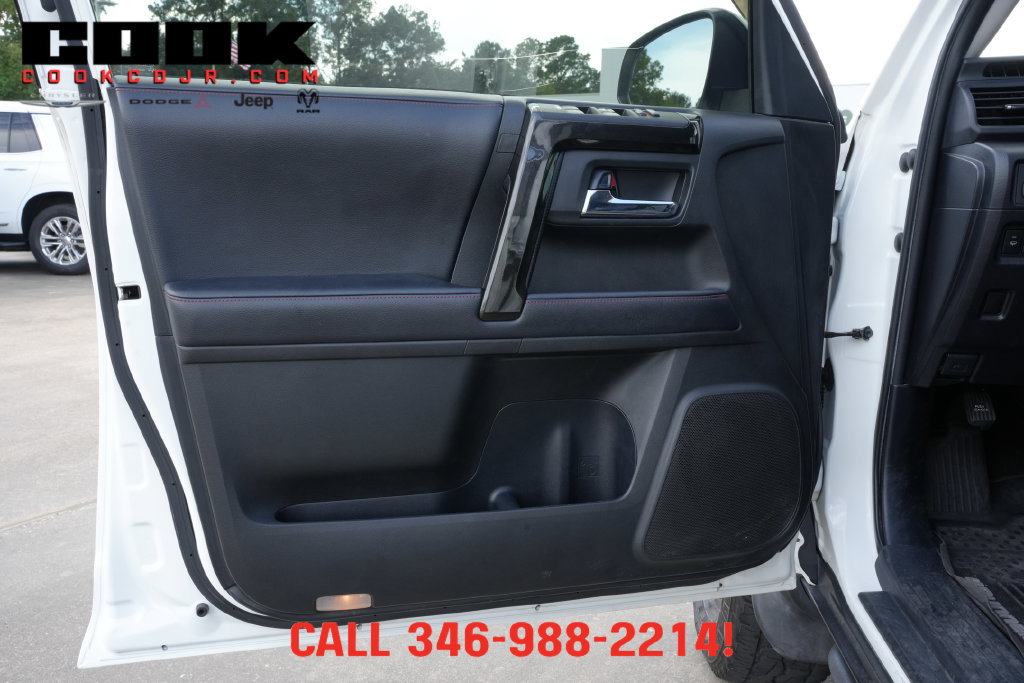 Used 2019 Toyota 4Runner TRD Off-Road Premium AWD/4WD image 19