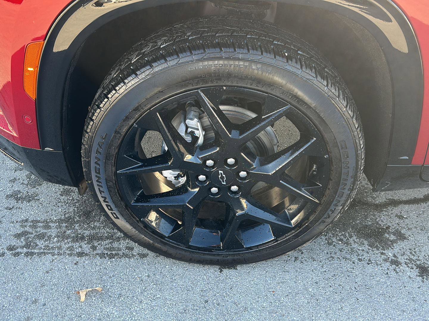 Used 2025 Chevrolet Traverse RS w/ LPO, Floor Liner Package image 9