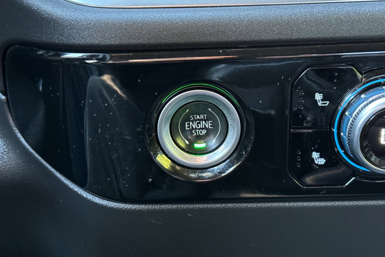 Used 2022 GMC Sierra 1500 SLE image 27