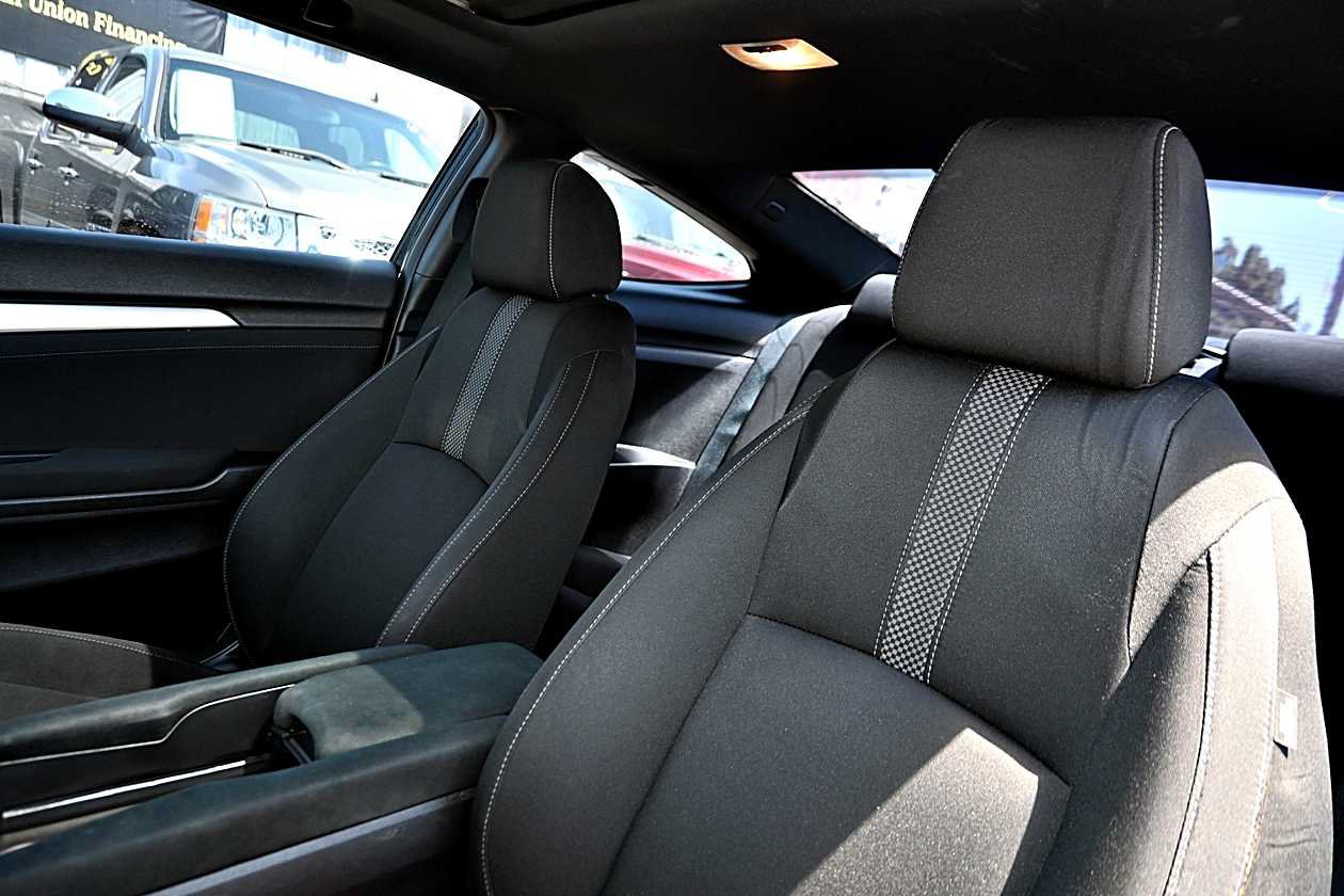 Used 2019 Honda Civic EX image 14