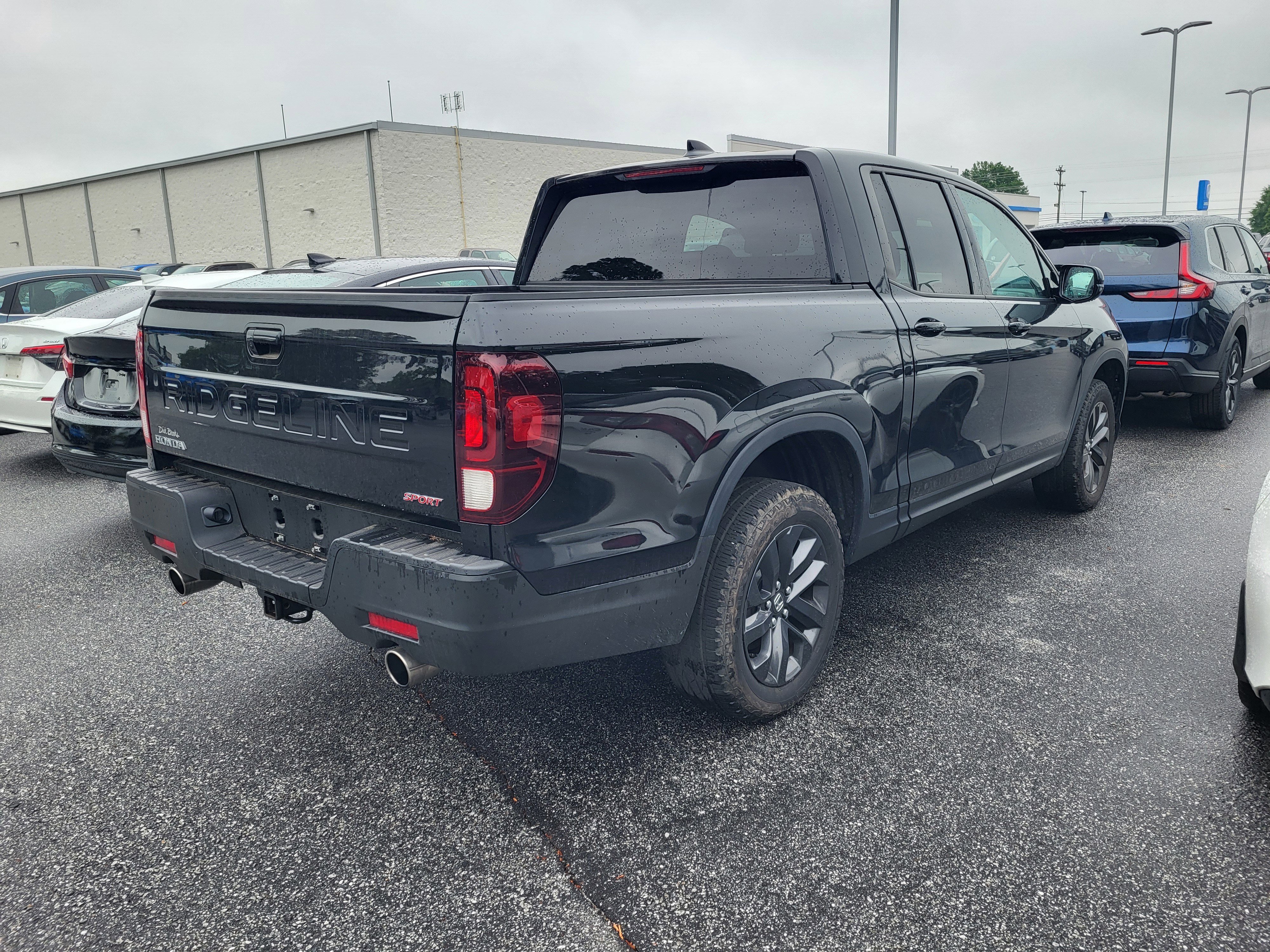 Used 2024 Honda Ridgeline Sport image 4