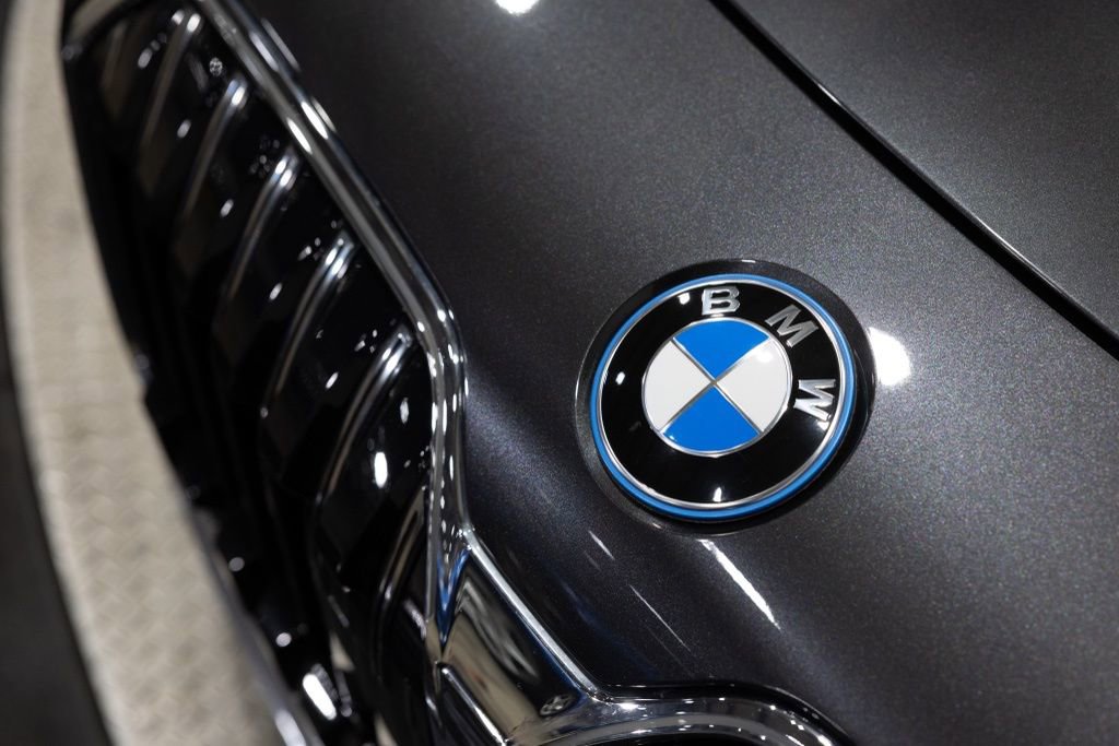 Used 2025 BMW i7 xDrive60 image 36