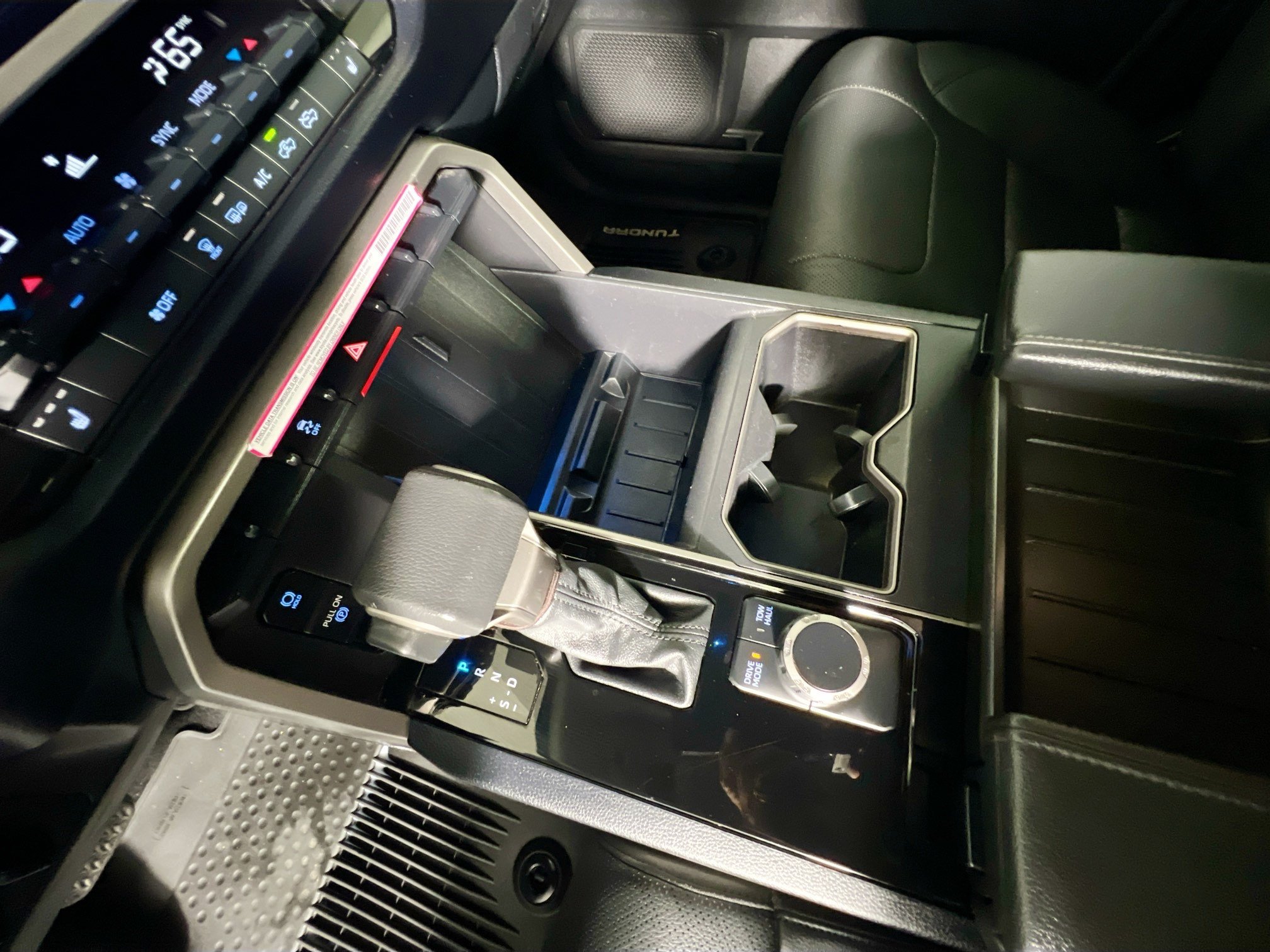 Used 2024 Toyota Tundra SR5 w/ SR5 Premium Package RWD image 25