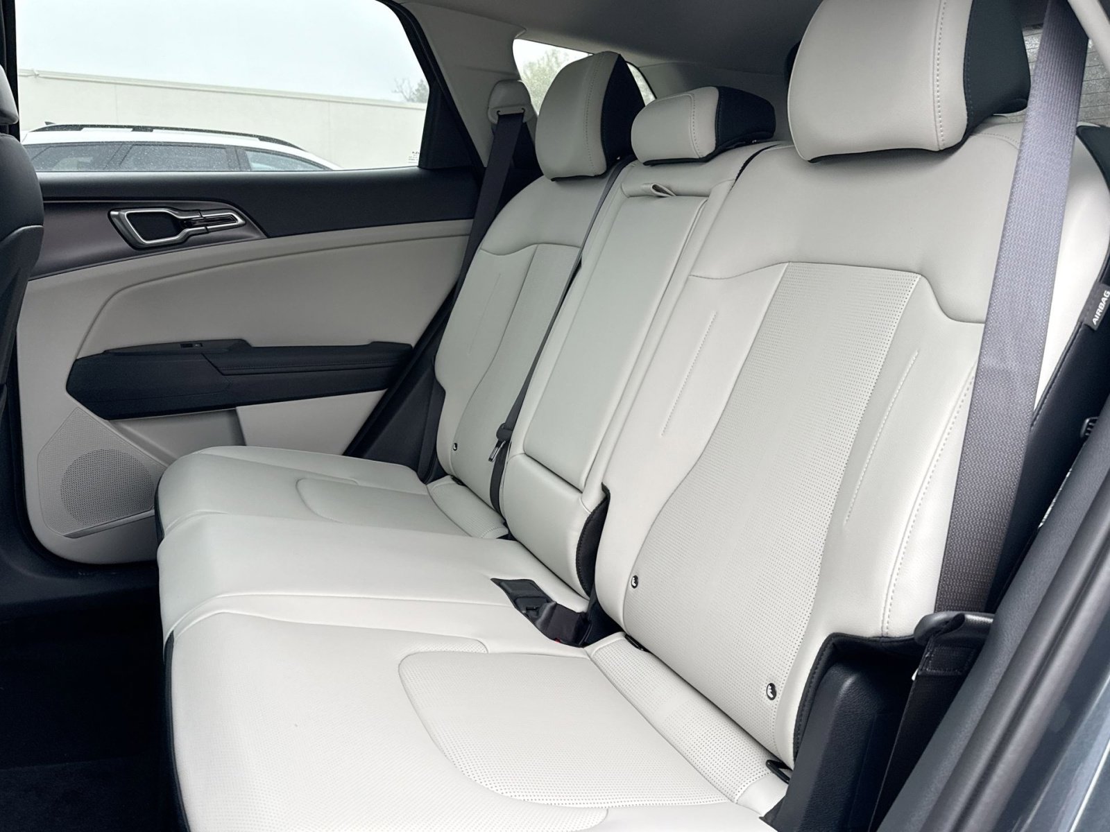 New 2026 Kia Sportage EX image 24