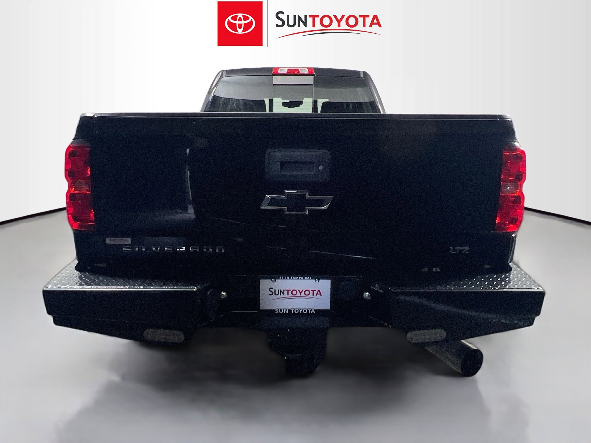 Used 2018 Chevrolet Silverado 2500 LTZ w/ Duramax Plus Package AWD/4WD image 5