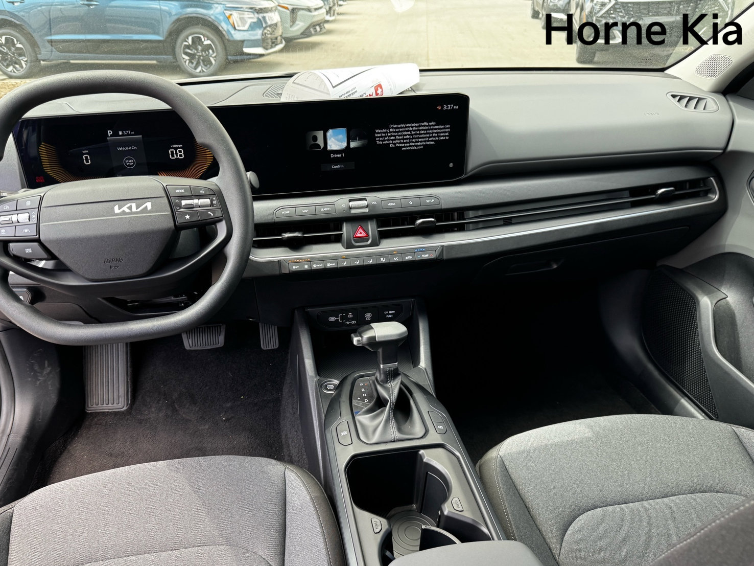 New 2025 Kia K4 LXS image 13