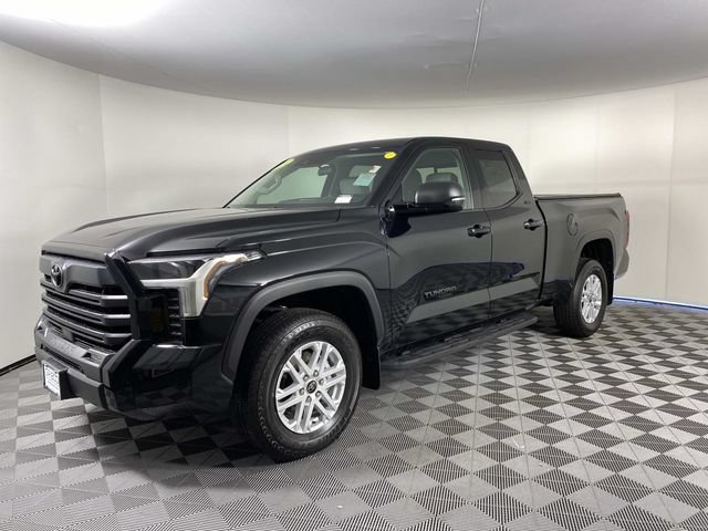 Used 2024 Toyota Tundra SR5 w/ SR5 Premium Package AWD/4WD image 4