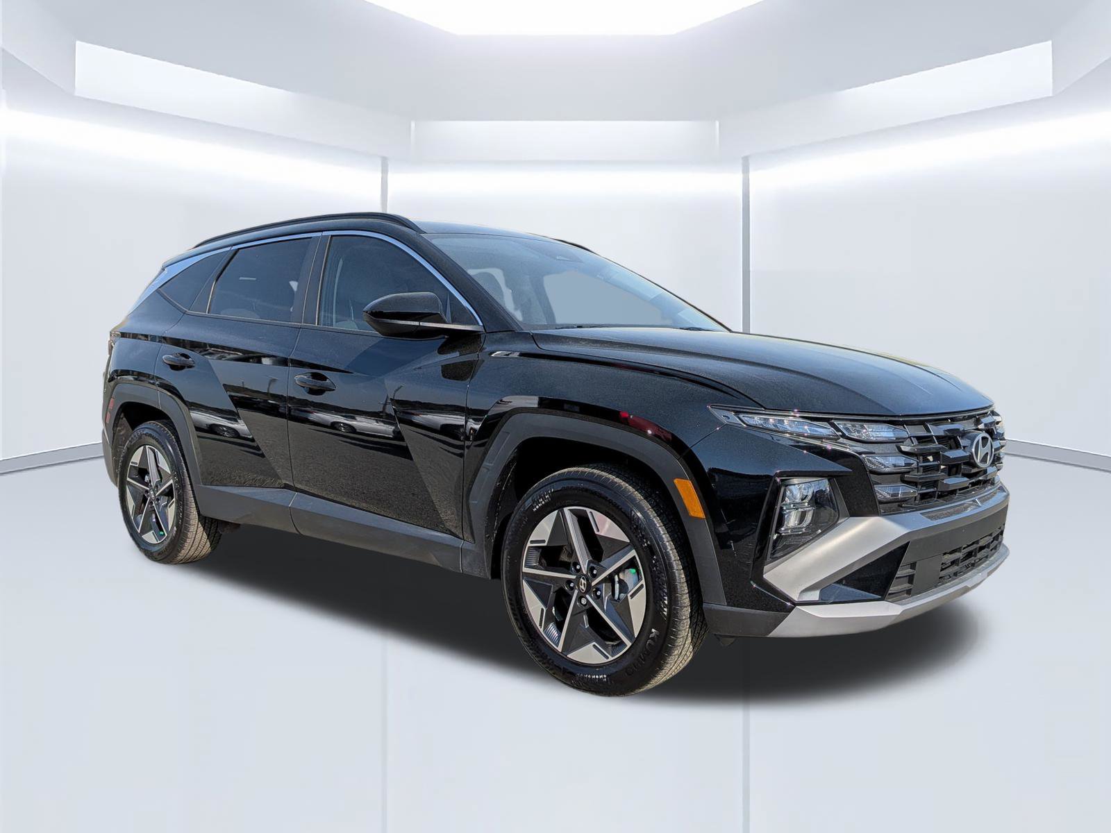 Certified 2025 Hyundai Tucson SEL image 1