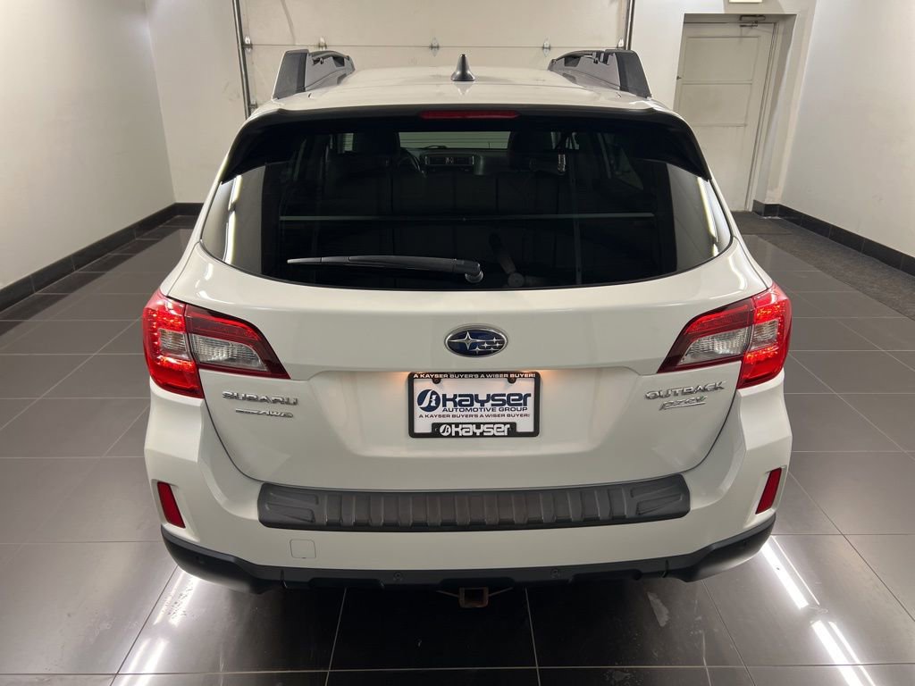 Used 2017 Subaru Outback 2.5i Limited image 5