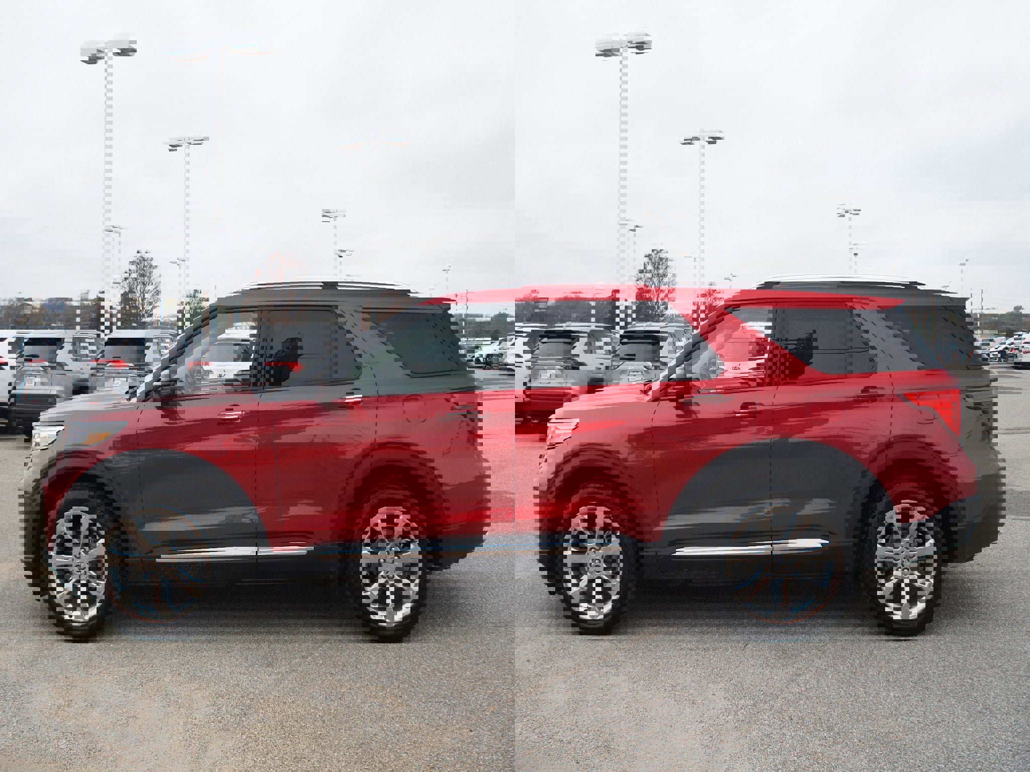 Used 2020 Ford Explorer Platinum w/ Premium Technology Package image 14